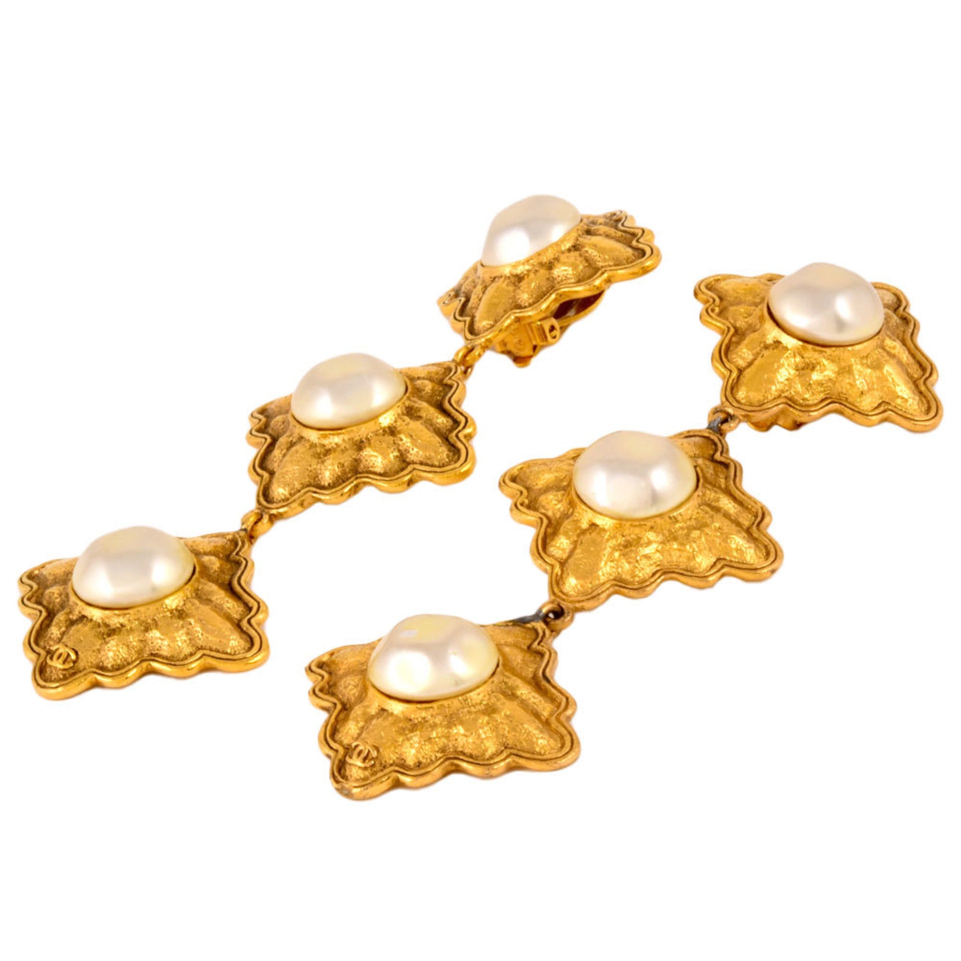 CHANEL diamond shaped 3-row earrings 2