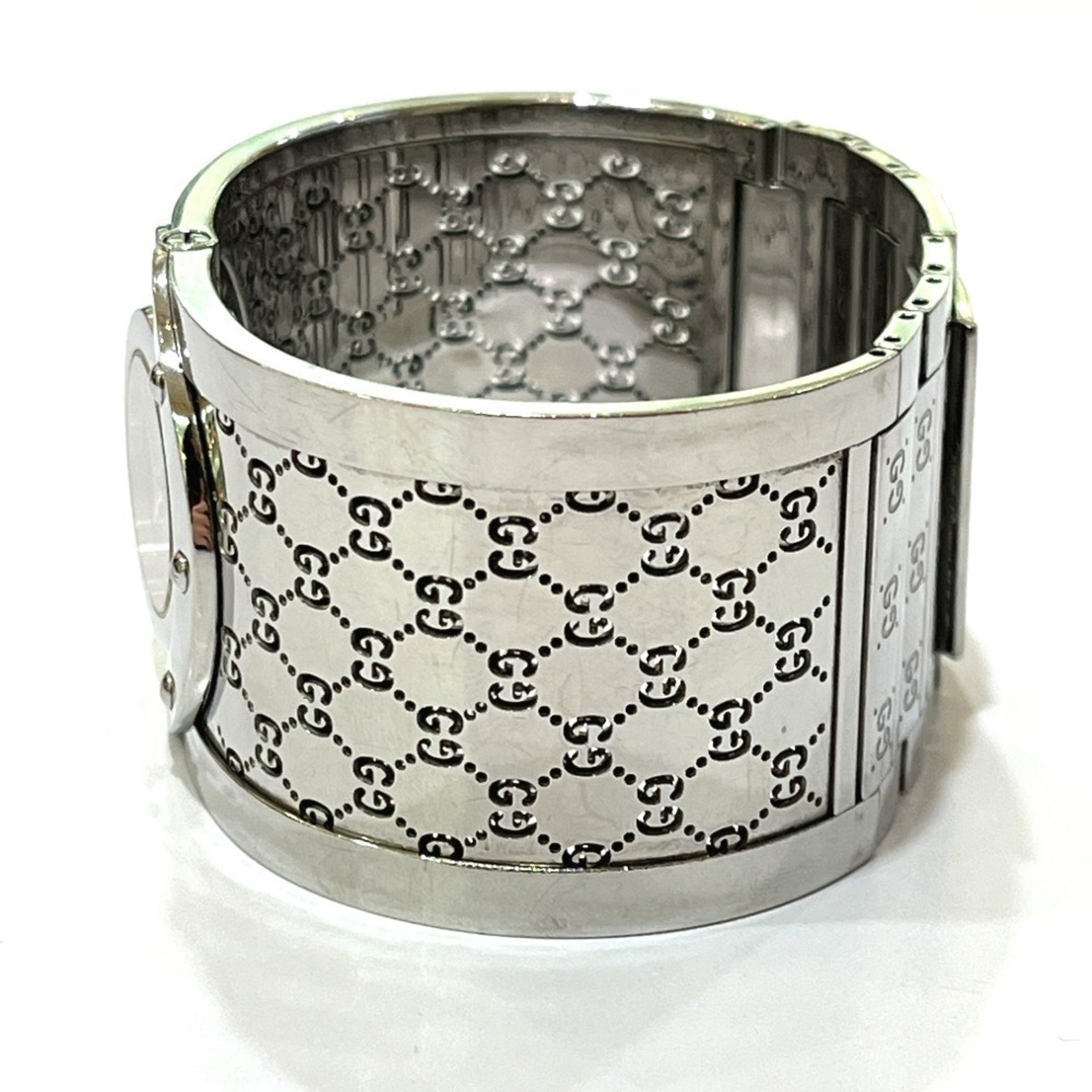 GUCCI YA112501 GG Toile Collection Wide Bangle Watch 5