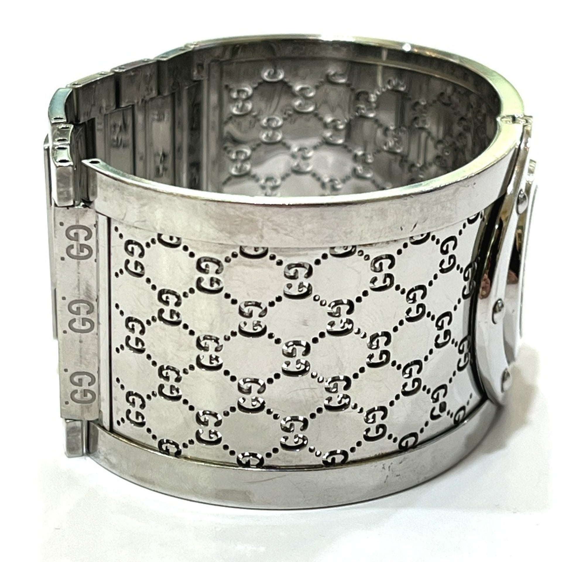GUCCI YA112501 GG Toile Collection Wide Bangle Watch 6