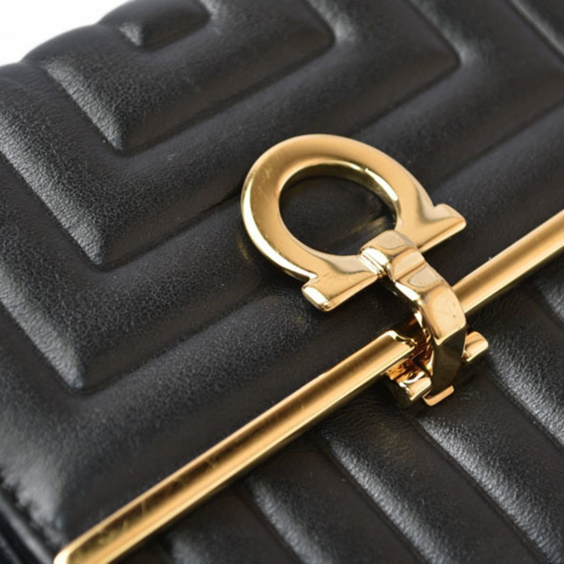 Salvatore Ferragamo Tri-fold Wallet 17