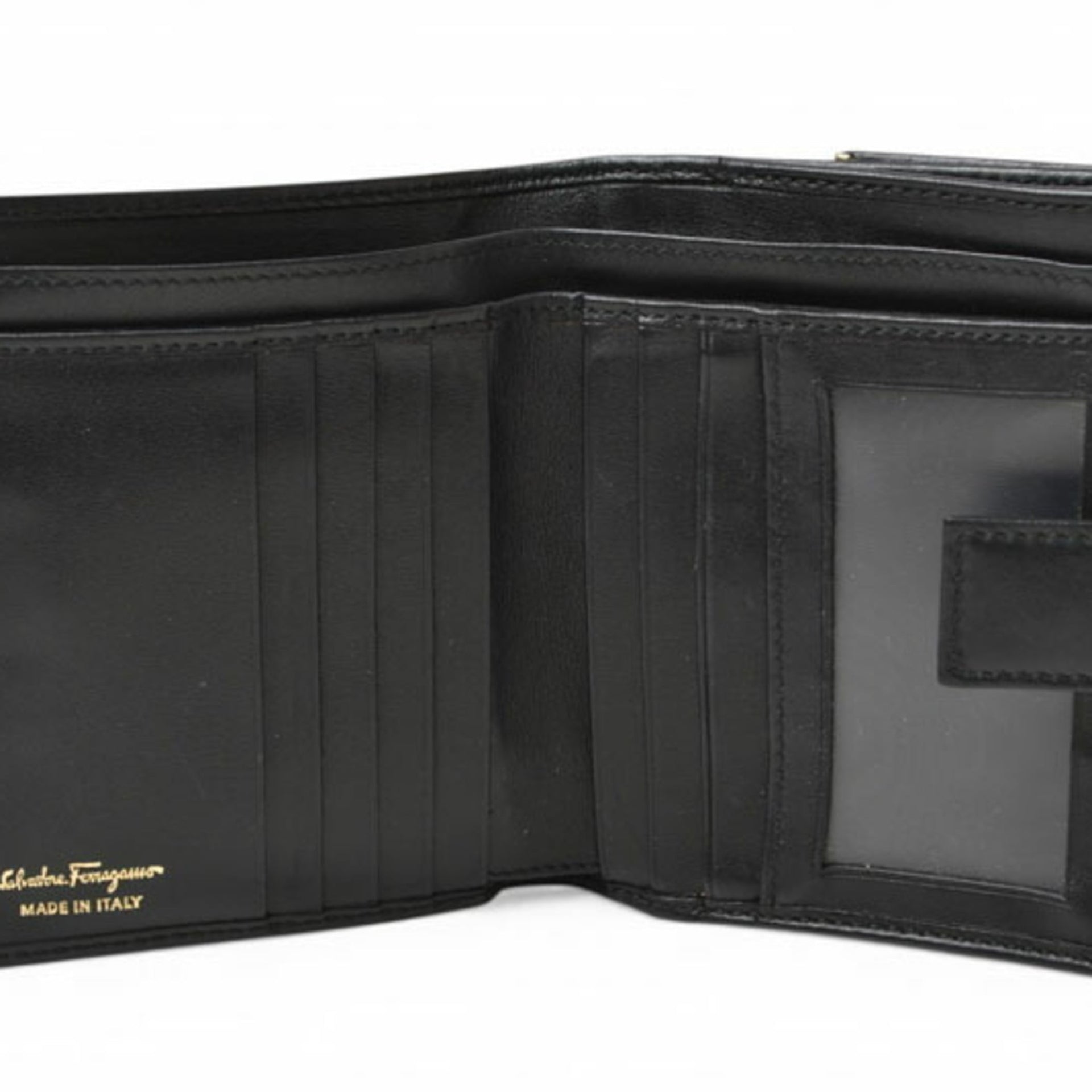 Salvatore Ferragamo Tri-fold Wallet 26