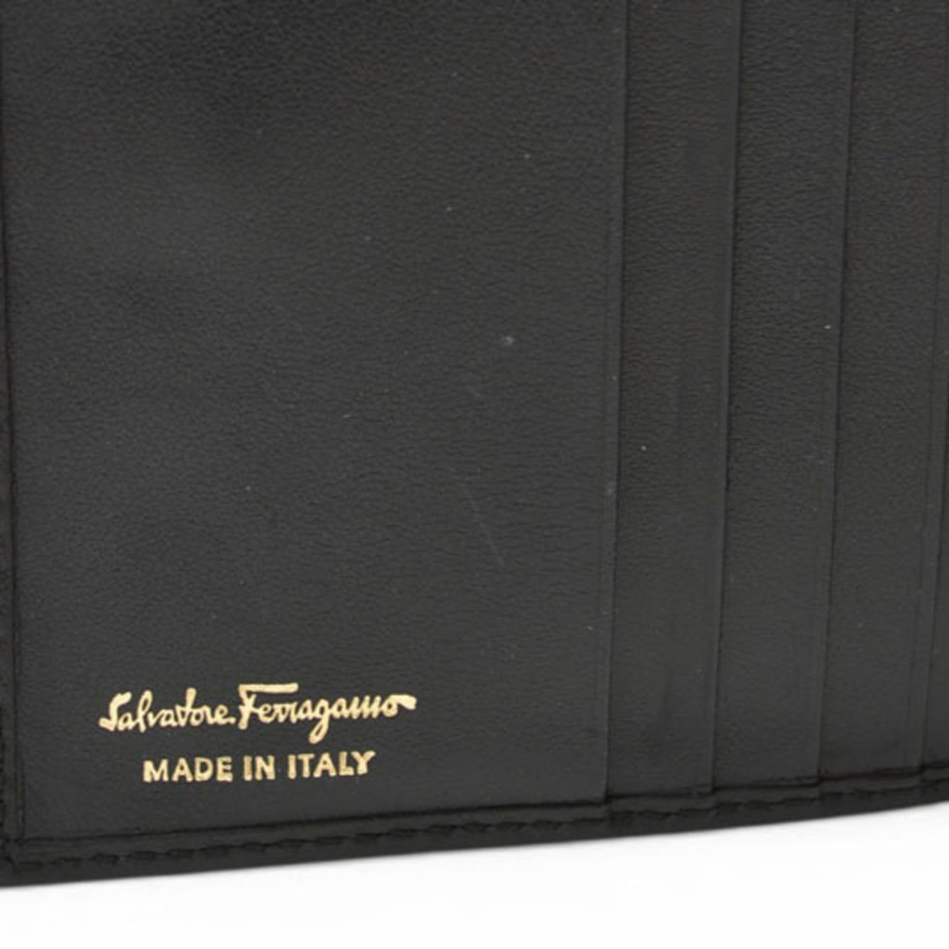 Salvatore Ferragamo Tri-fold Wallet 27