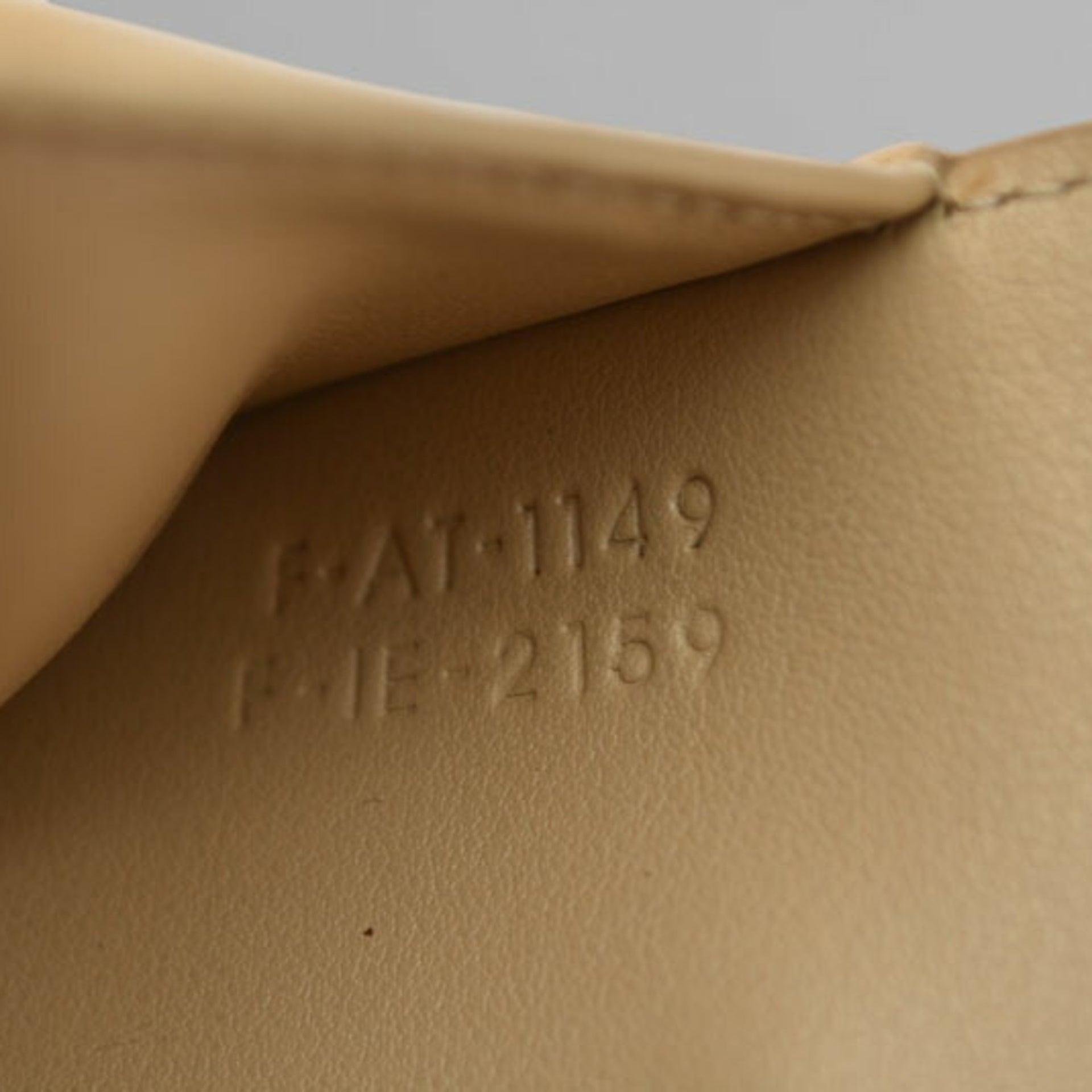 Celine-miniwallet 17