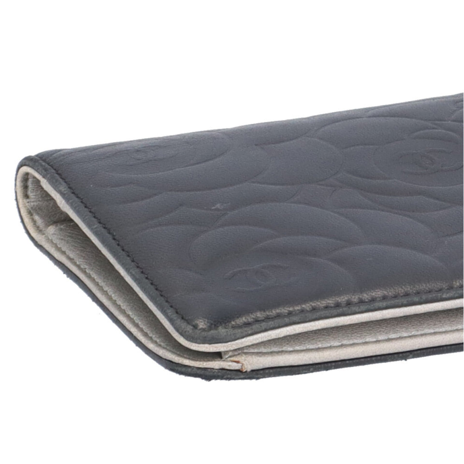 Cartera plegable Chanel Camellia Coco Mark 24