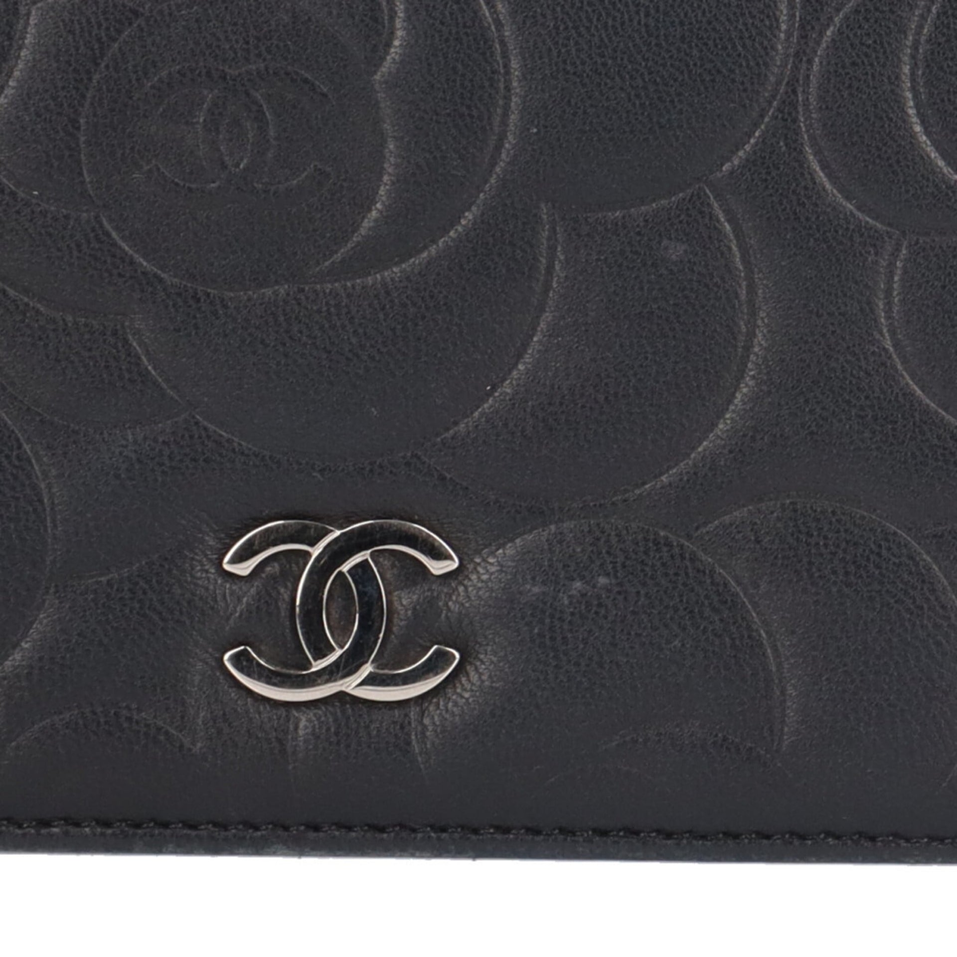 Cartera plegable Chanel Camellia Coco Mark 27