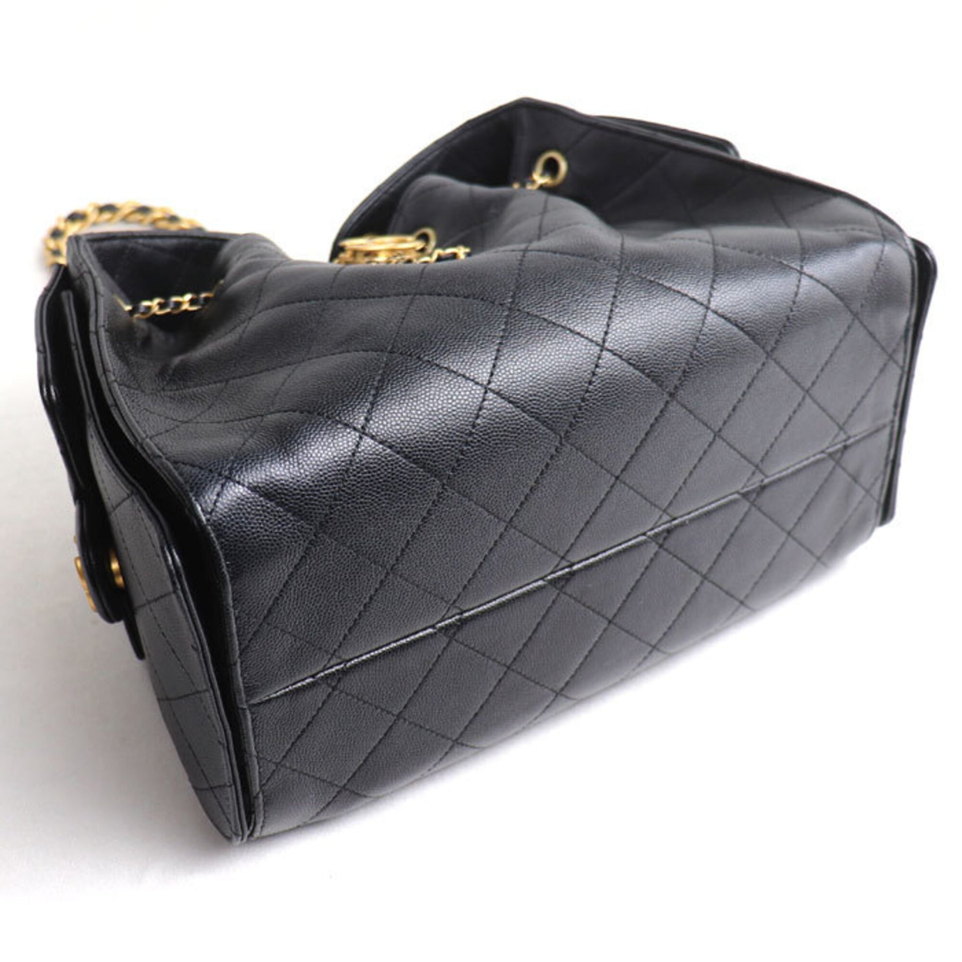 CHANEL 25 Small Caviar Skin Shoulder Bag 3