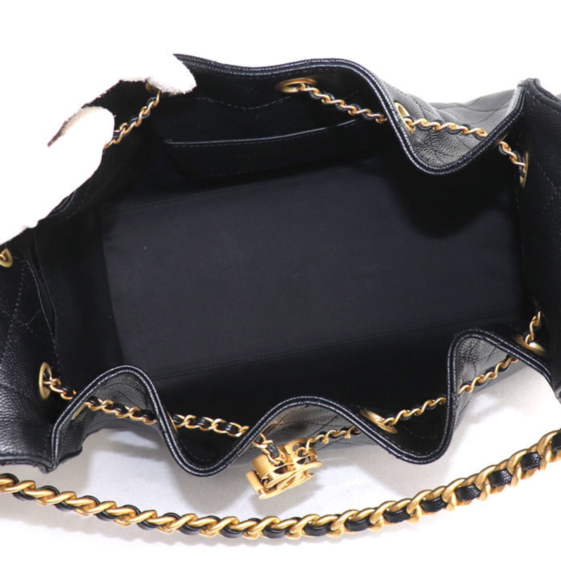 CHANEL 25 Small Caviar Skin Shoulder Bag 4