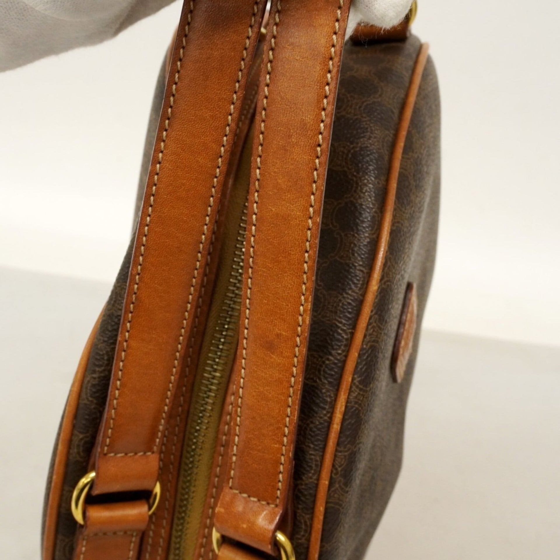 Bolso Celine Macadam marrón para mujer 20