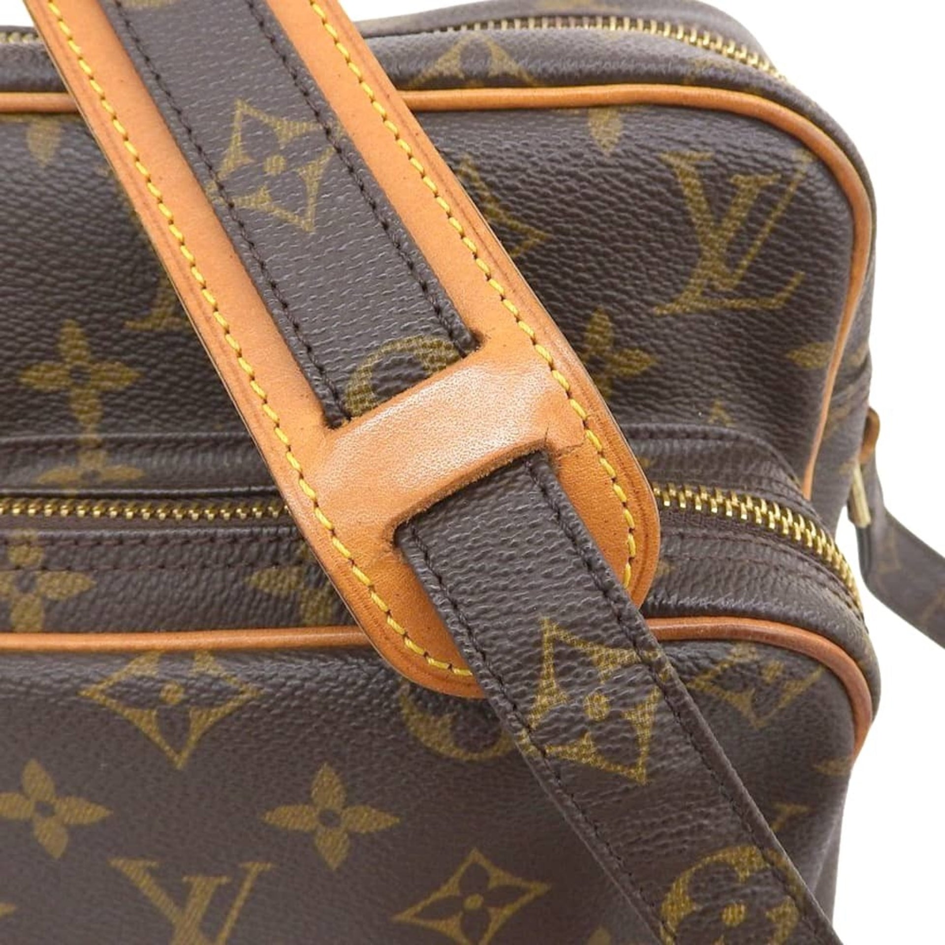 Bolso de hombro Louis Vuitton Monogram Nile M45244 6
