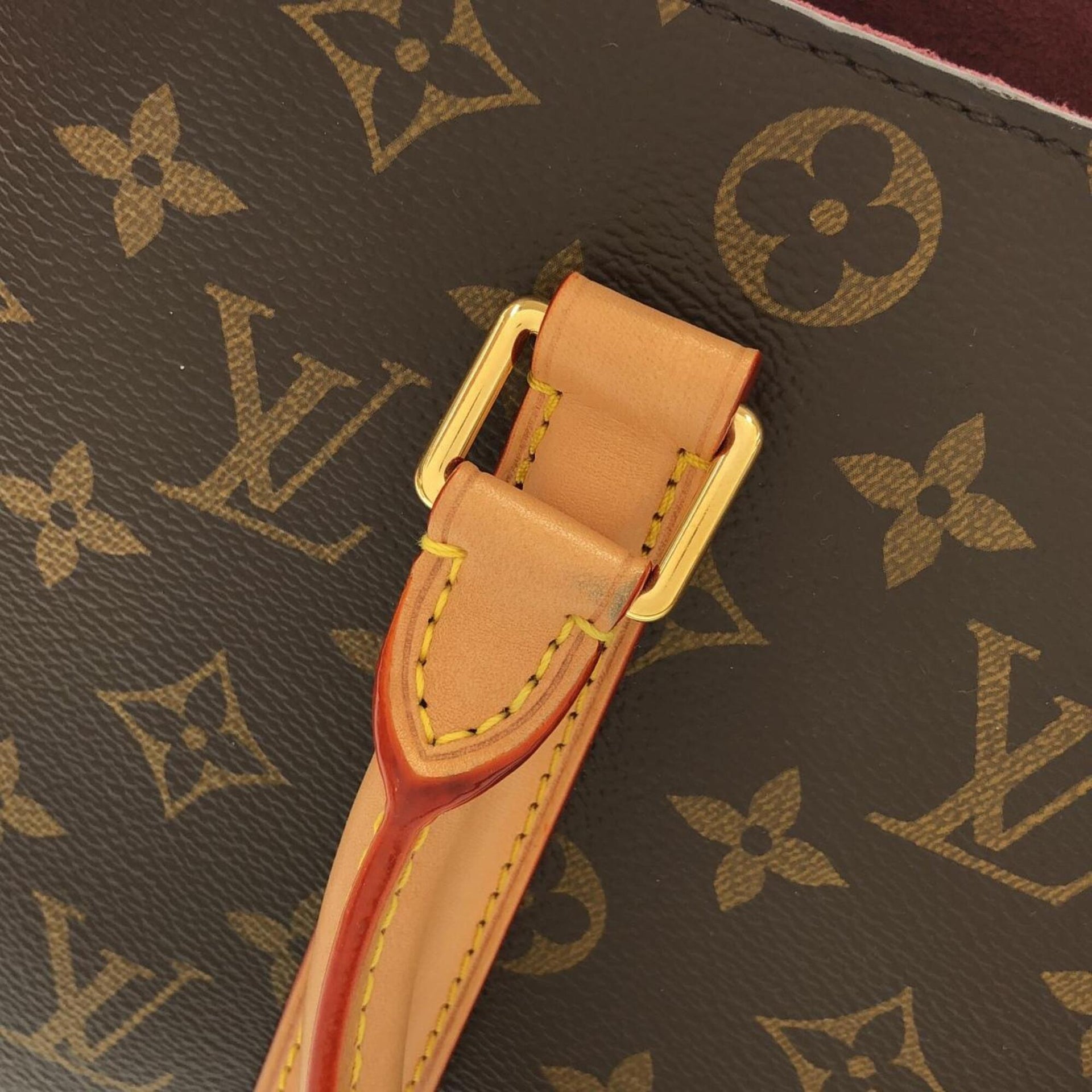 Bolso de mano Louis Vuitton Monogram Soufflot BB M44815 3